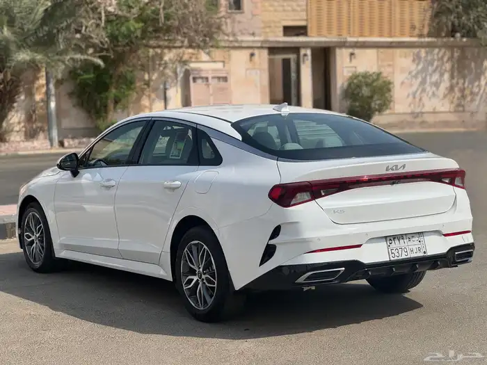 كيا K5 موديل 2023 السعر 68000 الف 2