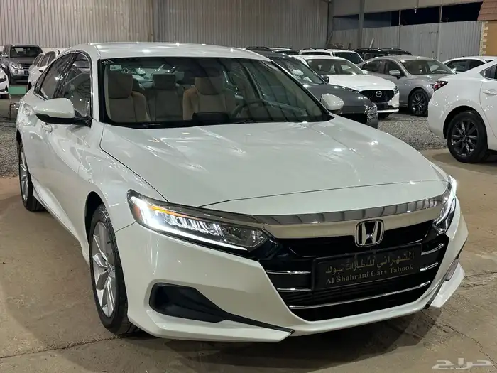 هوندا اكورد موديل 2021 فئة LX 3