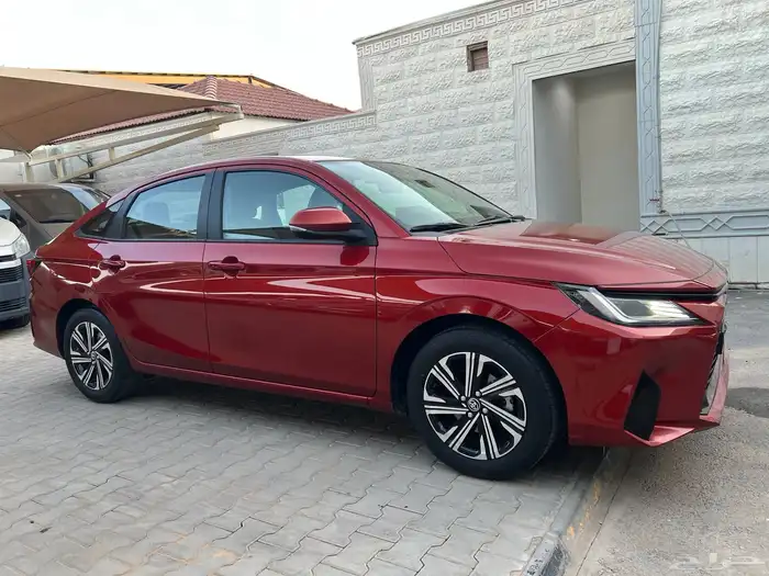 يارس 2024 yx ممشى 97.000 نظيف جدا لدى قمة الاطلال 5