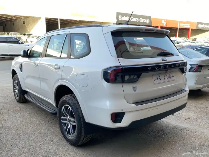 فورد ايفرست 2025 xls بنزين سعودي مع ضمان و صيانه مجانيه 4