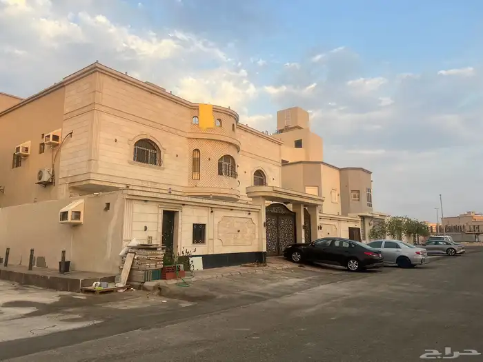 فيلا واجهتين نظام شقق للبيع بحي البحيرات شمال أبحر بجدة 0