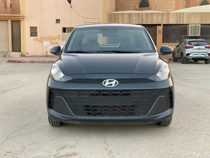 هونداي i10 2024 فل كامل نظيف للبيع 3
