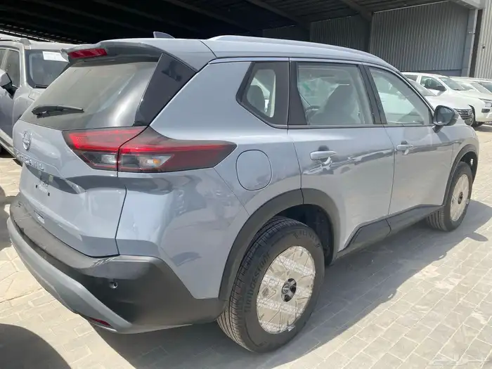 نيسان اكس تريل SV دبل 7 مقاعد سعودي 2025 3