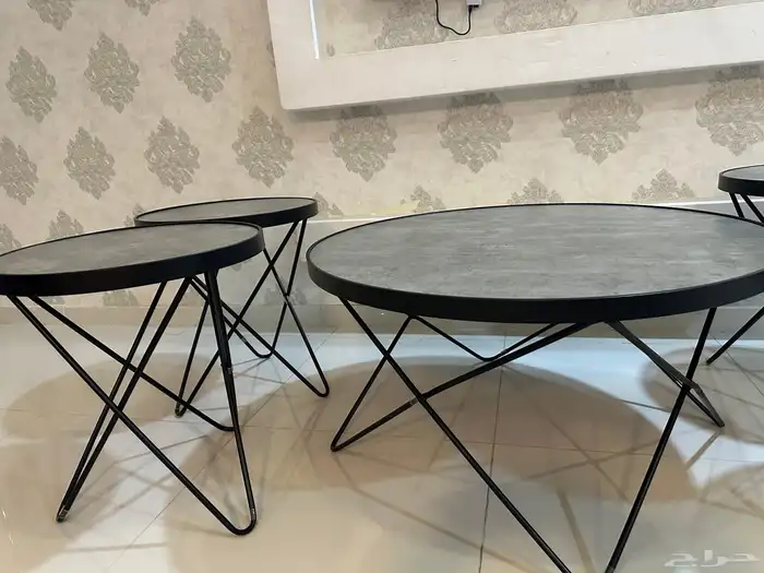 طاولات مع ابجوره نظيفه 3