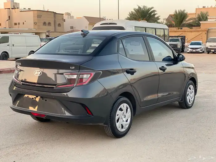 هونداي i10 2024 فل كامل نظيف للبيع 6