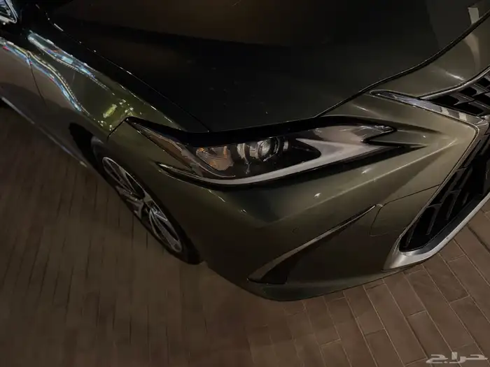 LEXUS ES 250 عبداللطيف جميل 3