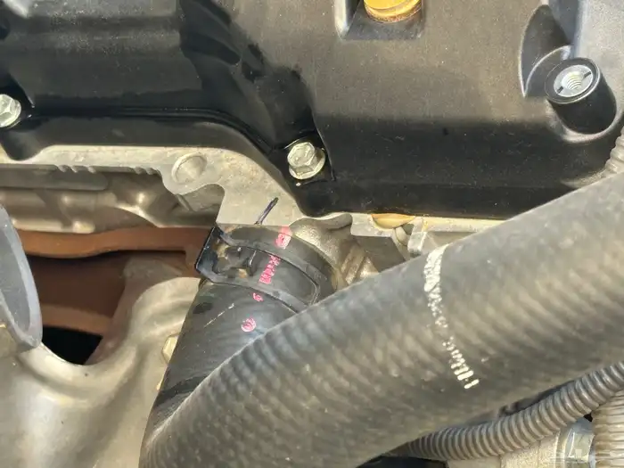 تم البيع هايلوكس 2016 غمارتين دبل مخزنة تم البيع 29