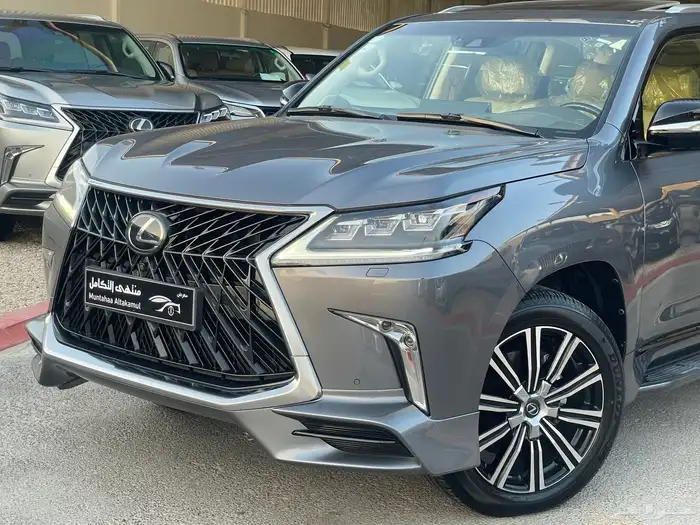 لكزس LX570 2020 ممشى 20 الف شرط 9