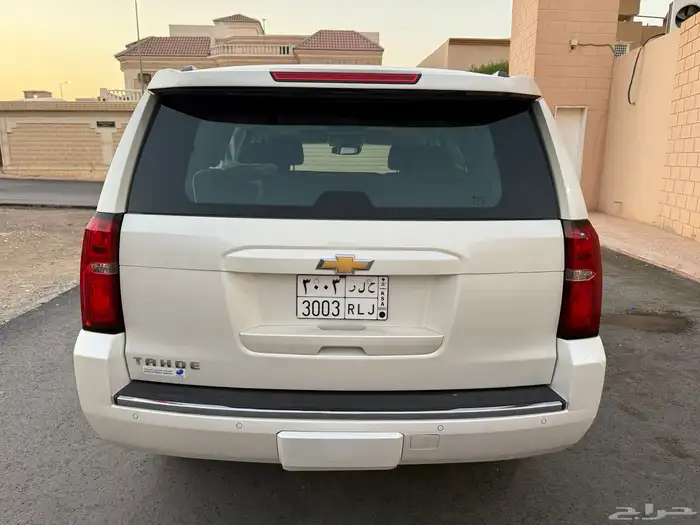 للبيع تاهو سعودي 2015 LTZ دبل بودي وكالة 3