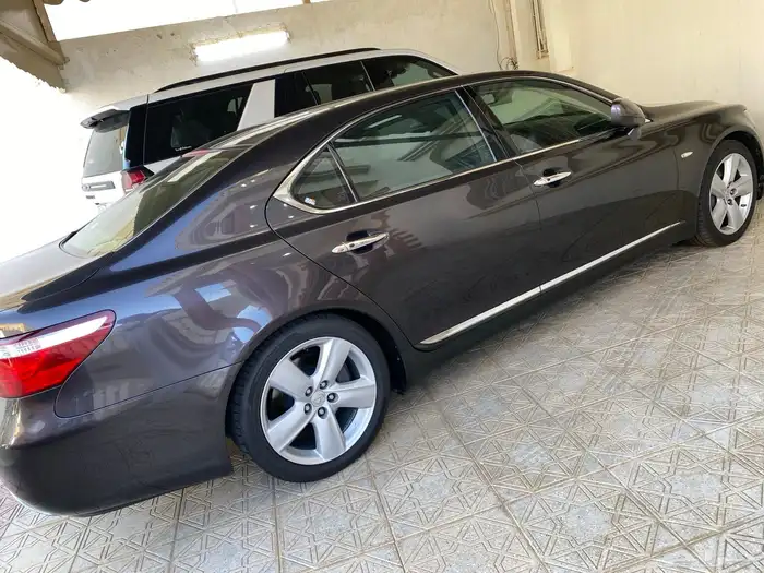 لكزس سعودي 460 موديل 2007 13