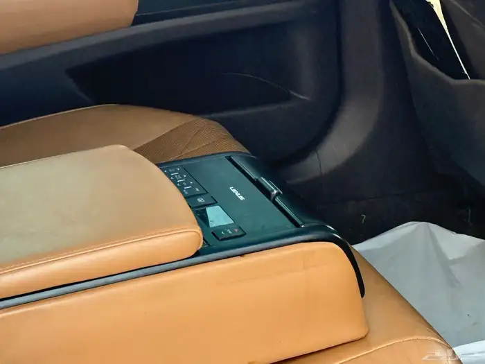 لكزس ES350 2020 CC (سعودي) 10