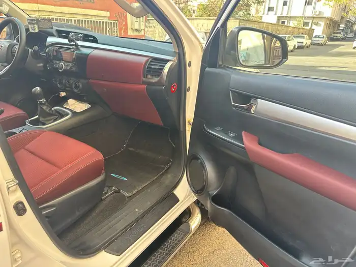 تم البيع هايلوكس 2016 غمارتين دبل مخزنة تم البيع 25