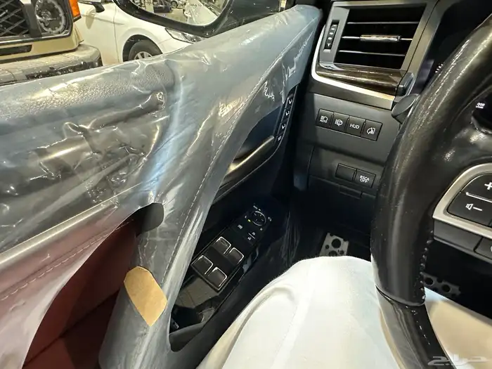 جيب لكزس LX570 سبورت 2020 فطيمي على الشرط 21