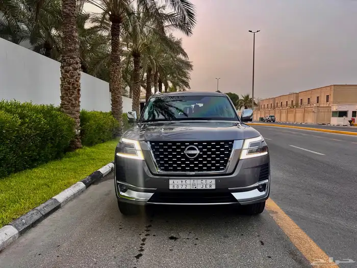 نيسان بلاتينيوم 2023 بحالة ممتازة 0