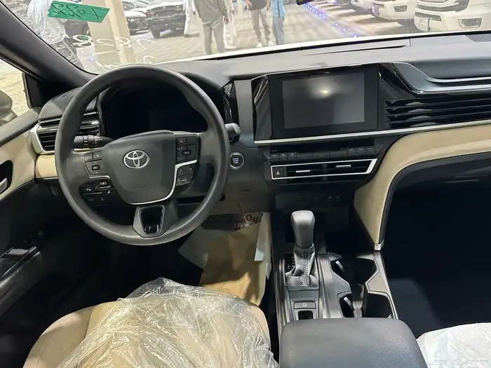 كامري 2025 سعودي اصفار E 16