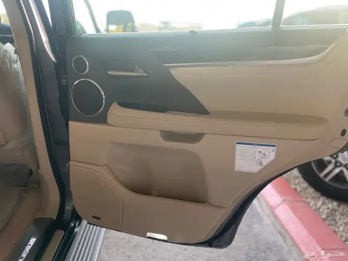 لكزس LX570 2020 ممشى 20 الف شرط 23