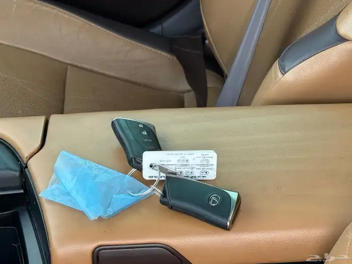 لكزس ES350 2020 CC (سعودي) 18
