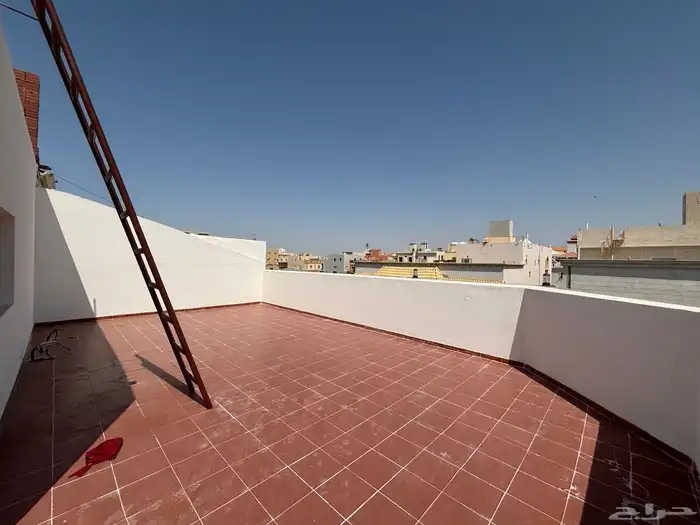 فلة فاخرة للبيع 32