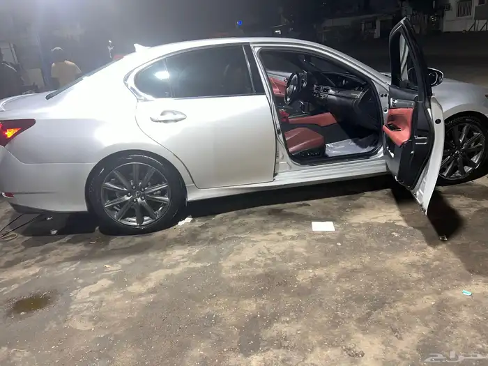 لكزسGs350 Fsport (لوح اماراتية) 4