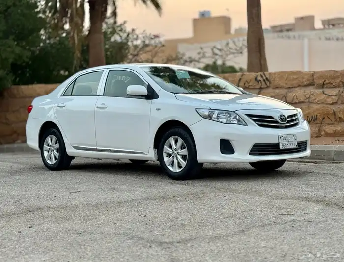 للبيع كورلا 2012 (XLI 1.6) نص فل ((نظيفة)) 1