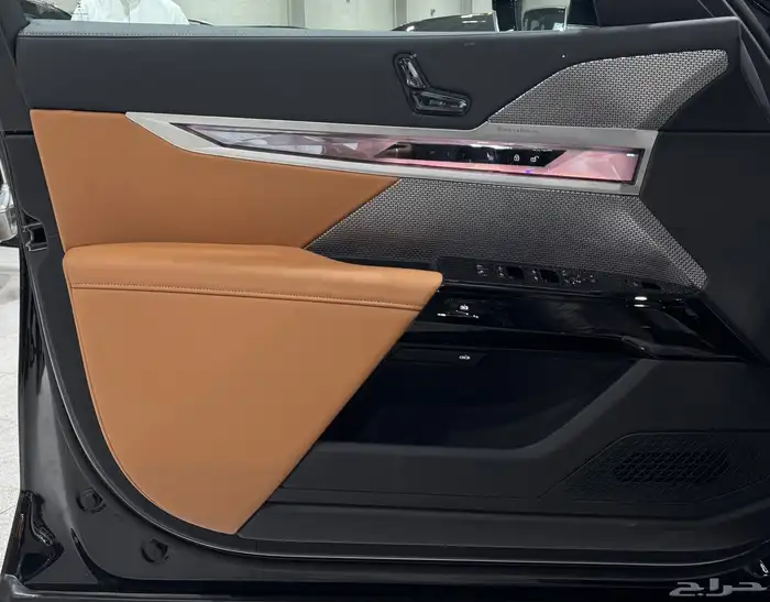 مواصفات عالية BMW 735i 2026 16