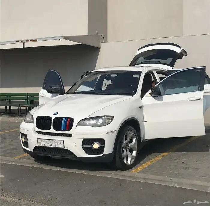 بي ام X6 2010 1
