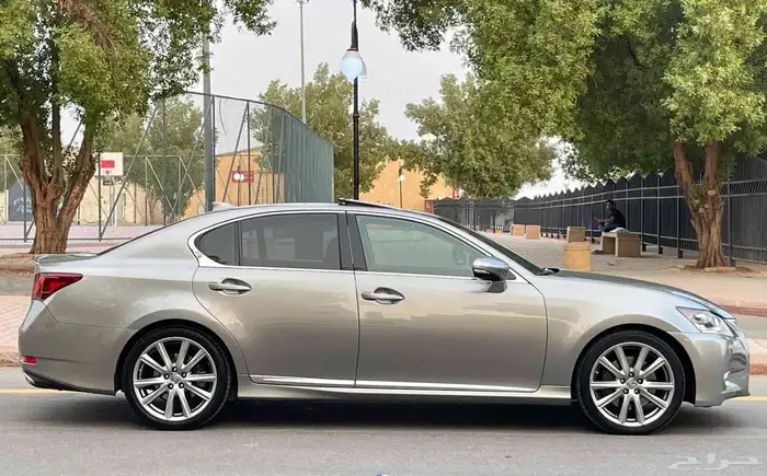 لكزس GS350 2015 فل سعودي 6