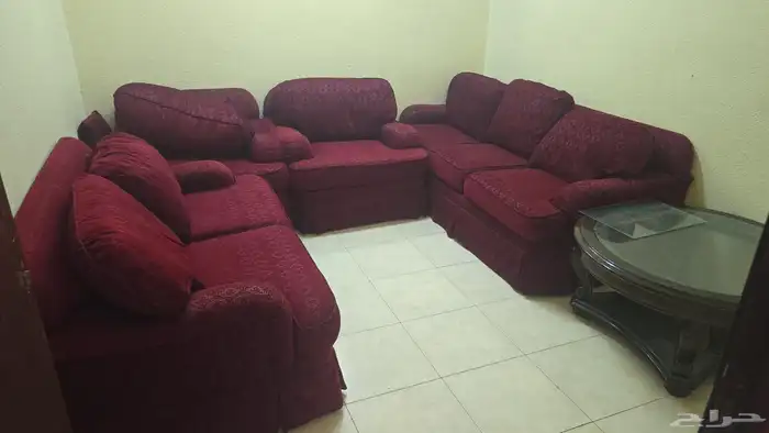 كنب لون احمر 0