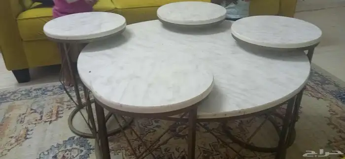 طاولات للبيع 2