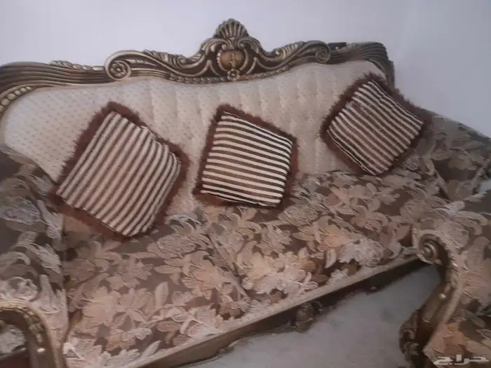 طقم كنب مستعمل للبيع 5