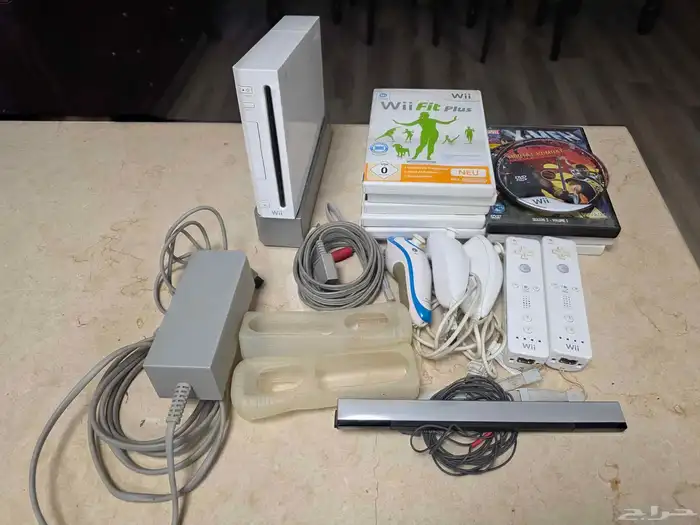 نينتدو ويي wii مع الفيت بورد ومجموعة ألعاب 1
