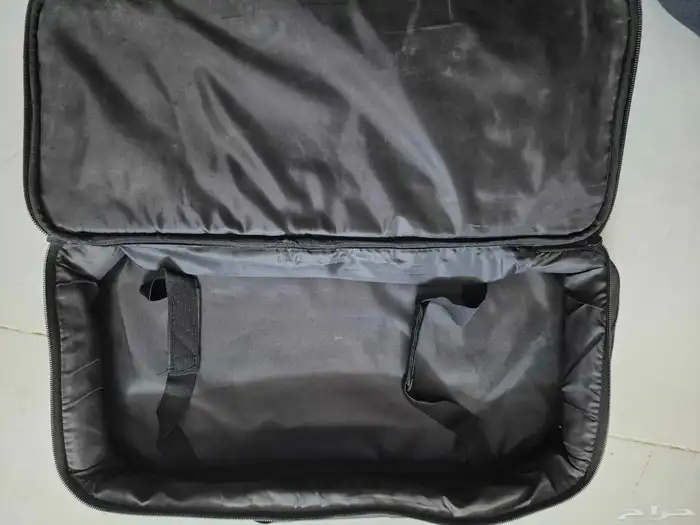 شنطه تايوتا فارغه 1