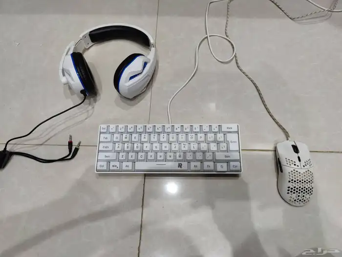 ماوس و كيبورد قيمنق من rock pow مع سماعه قيمنق 0