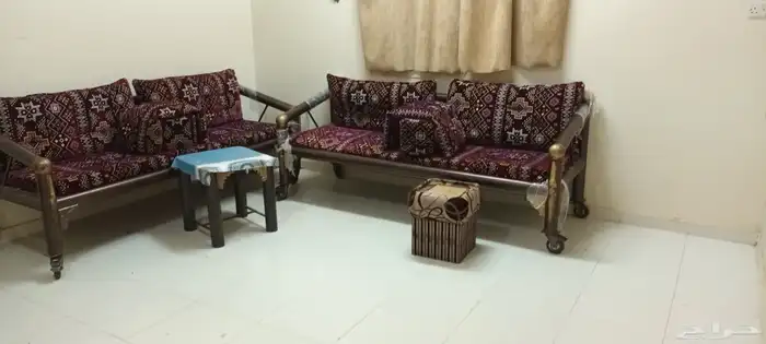 دور بحوش مبلط ومسبح للبيع أو للإيجار في الكدرة مقابل الباخرة 33