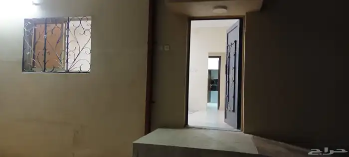 دور بحوش مبلط ومسبح للبيع أو للإيجار في الكدرة مقابل الباخرة 24