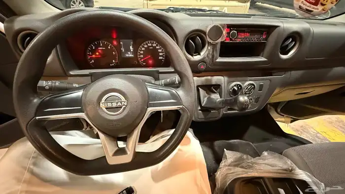 نيسان اورفان 2023 بضاعه ديزل للبيع 14