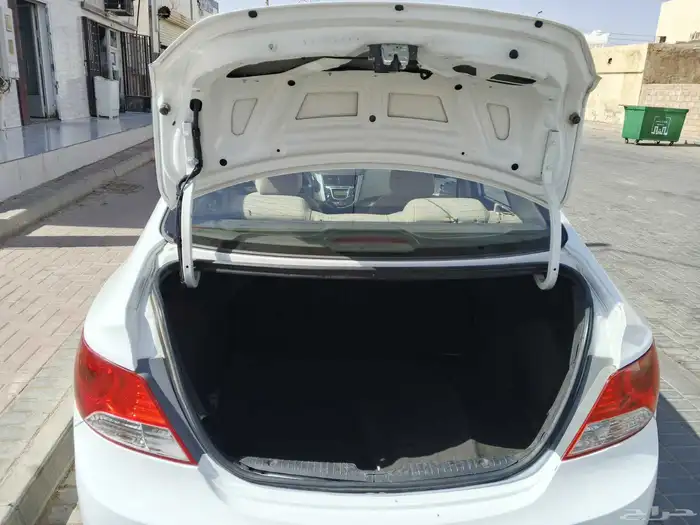 Hyundai accent 2014 model 5