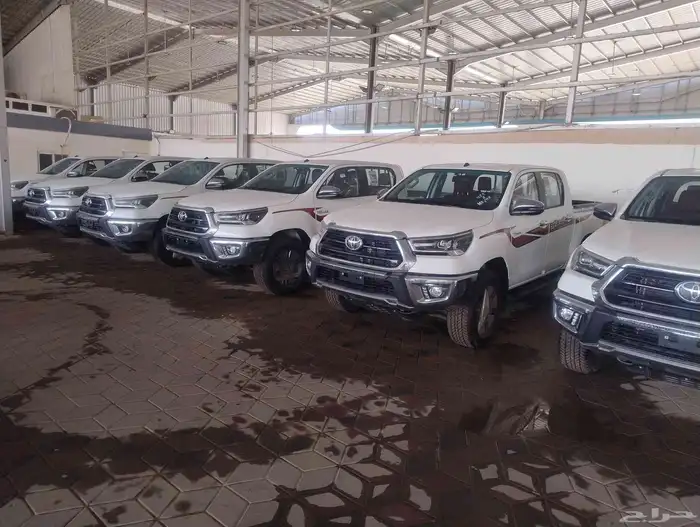 Toyota Hilux petrol automatic 2025 0