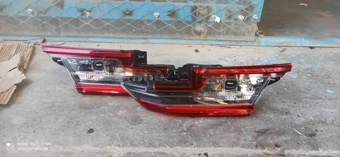 تويوتا-كامري 2025 اصطب ركن واصطب شنطه 1