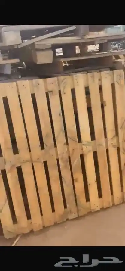 طبليات خشب شبه جديد 0