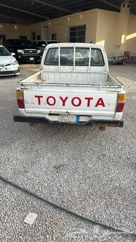 هايلكس 89 3