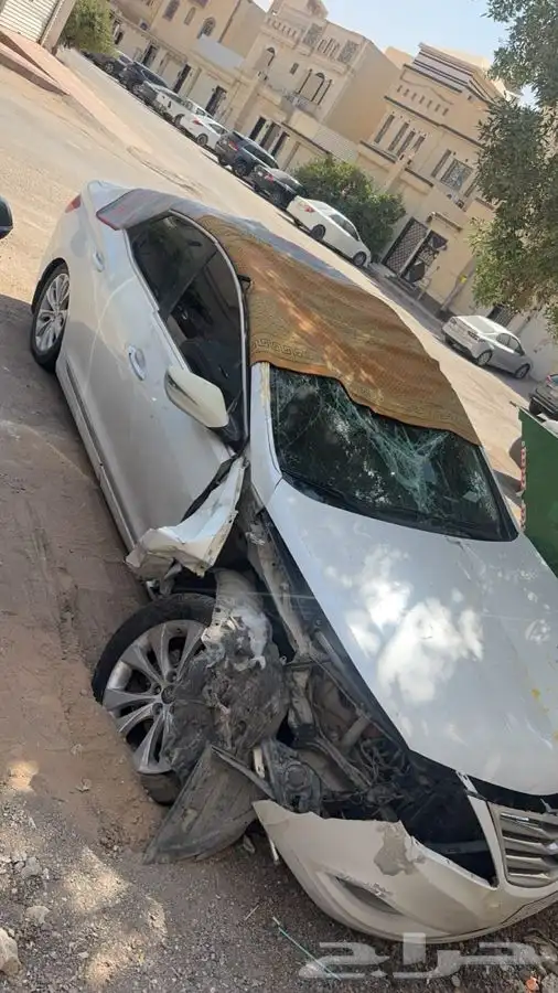 للبيع سياره ازيرا تشليح 0