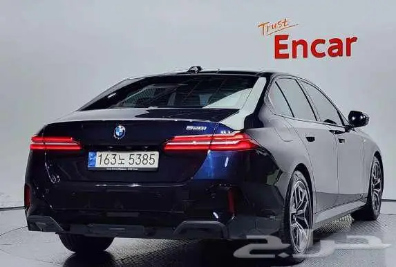BMW520i موديل 2024الميموني للاستيراد بكوريا 3