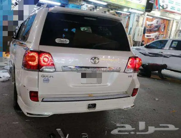 صدام لاندكروزر 2015 1