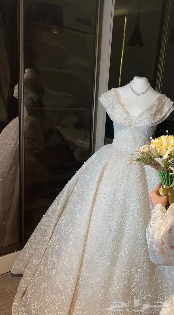 فستان جديد لبس مره وحده فستان ملكه ويصلح لزواج خفيف 2