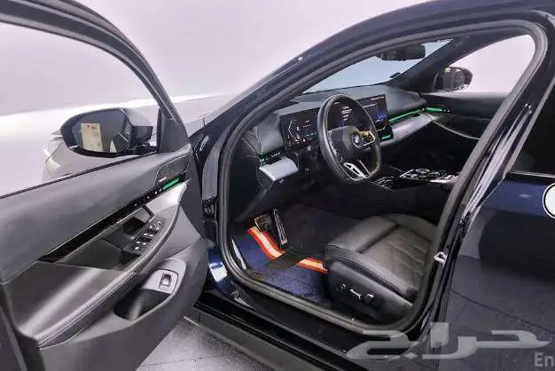 BMW520i موديل 2024الميموني للاستيراد بكوريا 6