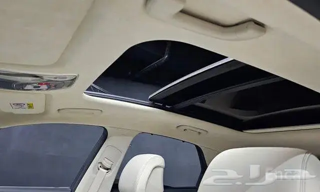 جيب جنسس GV 70 اسود 18