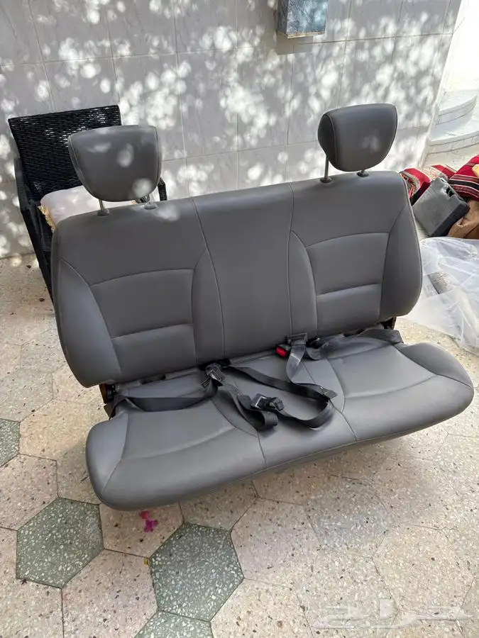 مرتبة خلفيه فان H-1 ستاريكس 0