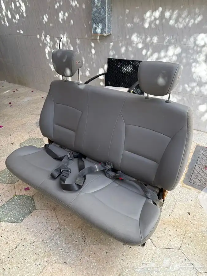 مرتبة خلفيه فان H-1 ستاريكس 1