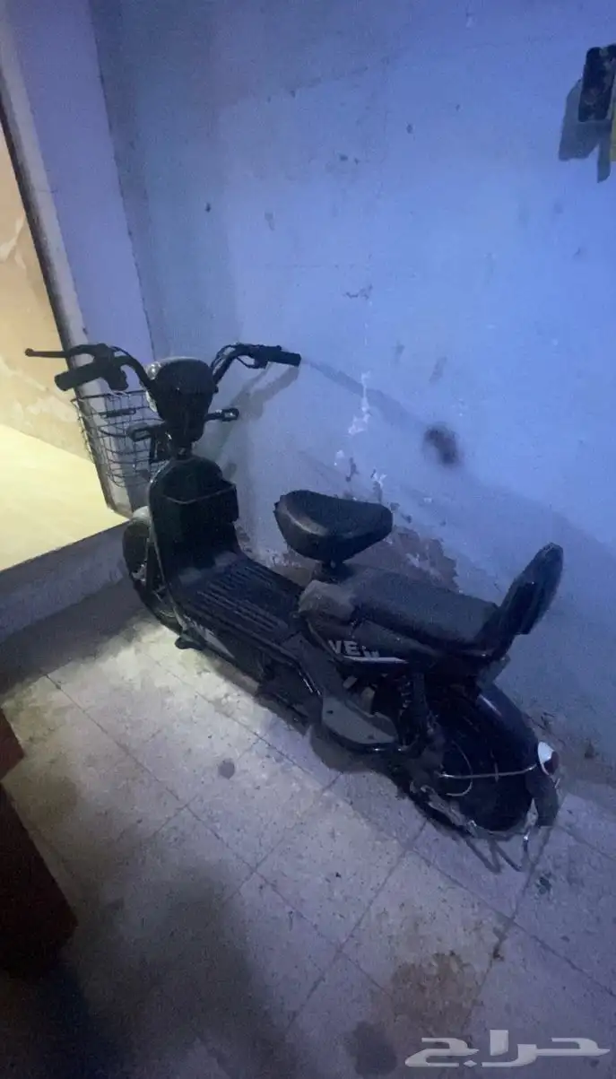 اسكوتر كهربائيه وسيكل بنفس الوقت 0